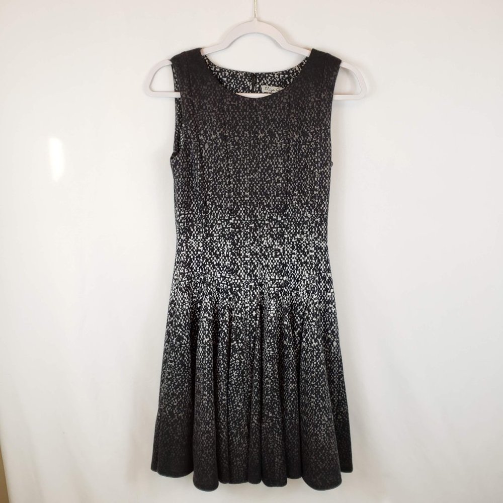 Eliza J Fit & Flare confetti dress. Size 4 Blk/wht